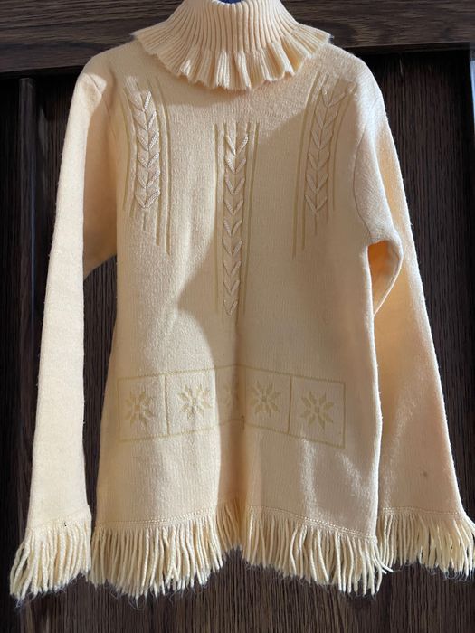 Срочно. Детский свитер для девочки