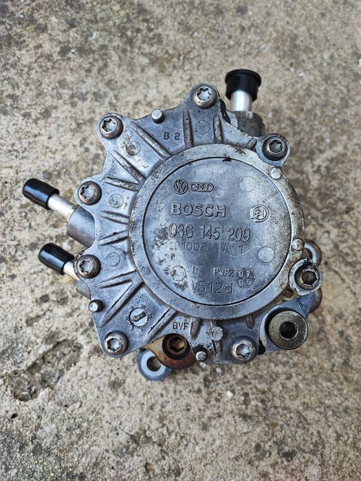 Тандем помпа Audi A4 B7 2.0 TDI