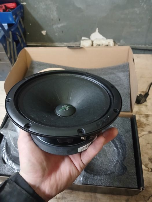 Динамики мощные разные