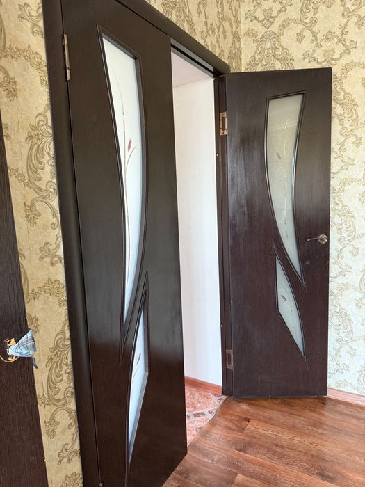 Межкомнатный дверь