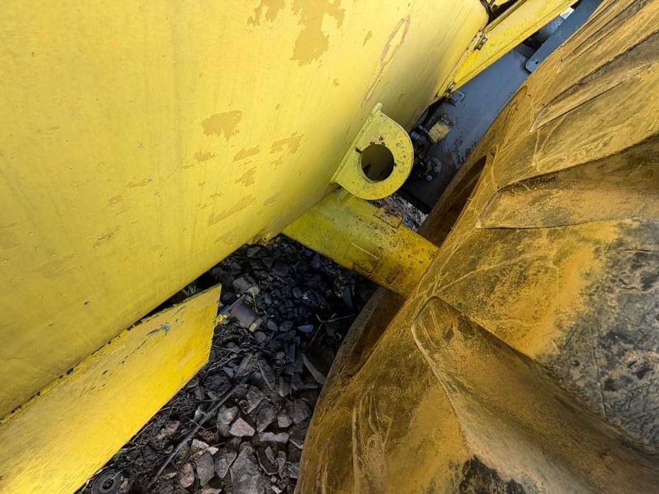 Axa incarcator frontal Komatsu WA320