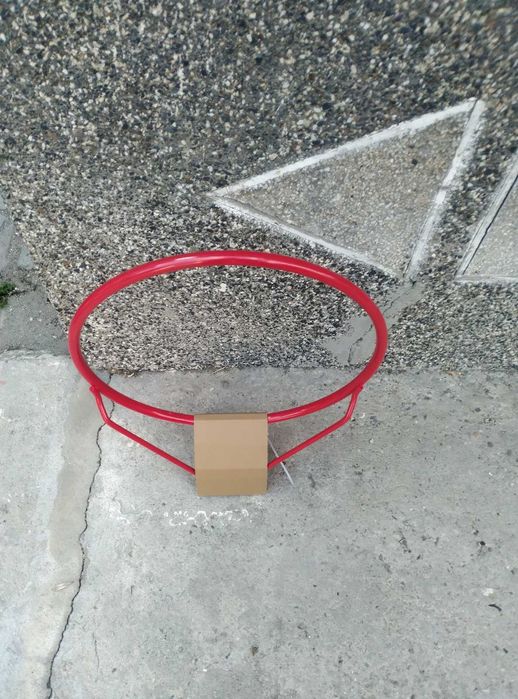 Баскетболен кош с мрежа, диаметър 45 см.