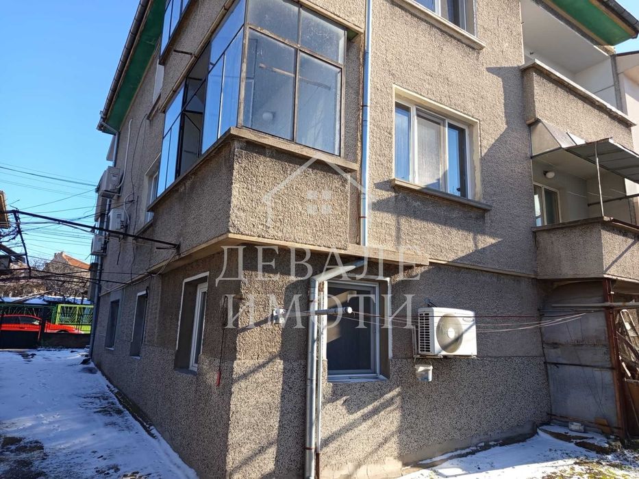 Продава се Етаж от къща в Русе, Дружба 2 - 108 кв.м за 591 €/кв.м - Снимка #1