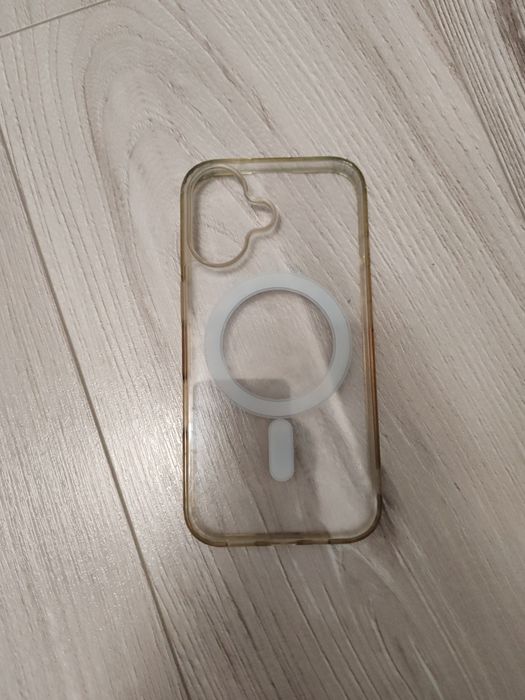 Husă de iPhone 16