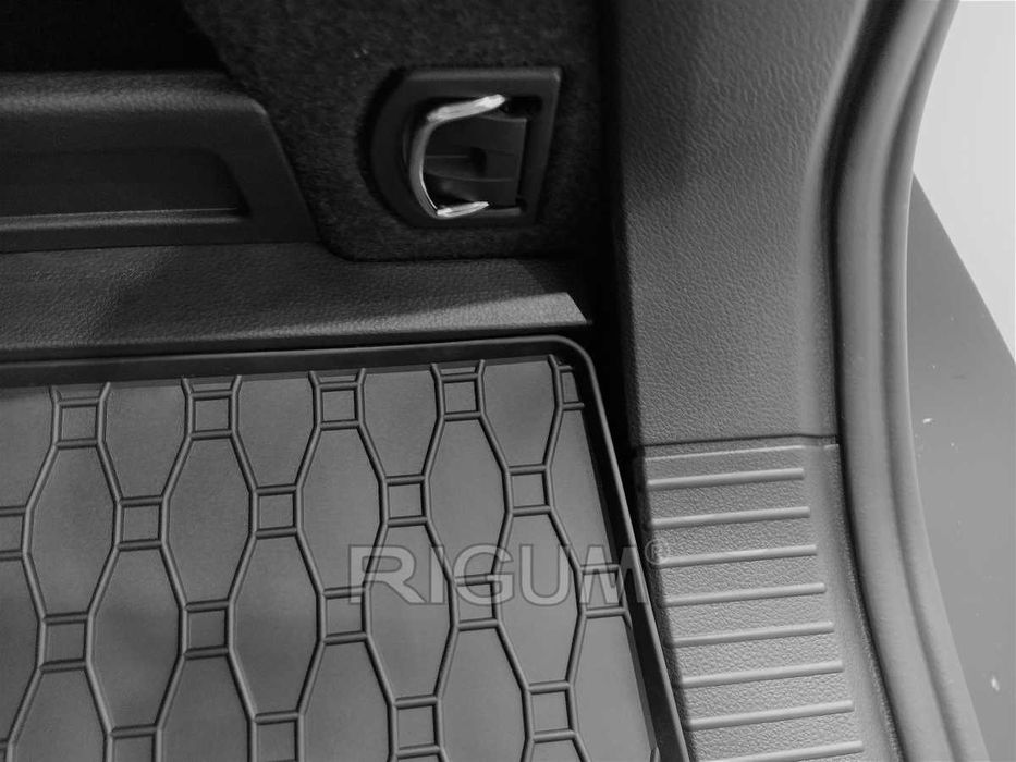 Гумени стелки или багажник VW PASSAT B8 2014 до 2023 / Arteon от 2017г