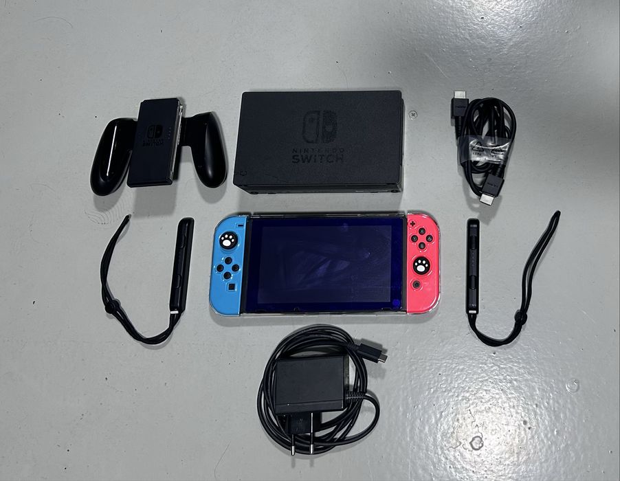 Nintendo Switch Прошитая (Kefir) + Full Комплект + 128GB