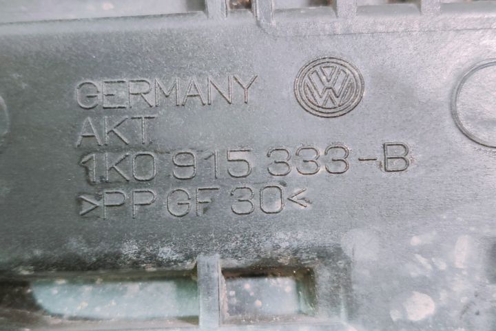 Suport  baterie 1K0915333B Seat Leon a 2-a generatie 1P seria