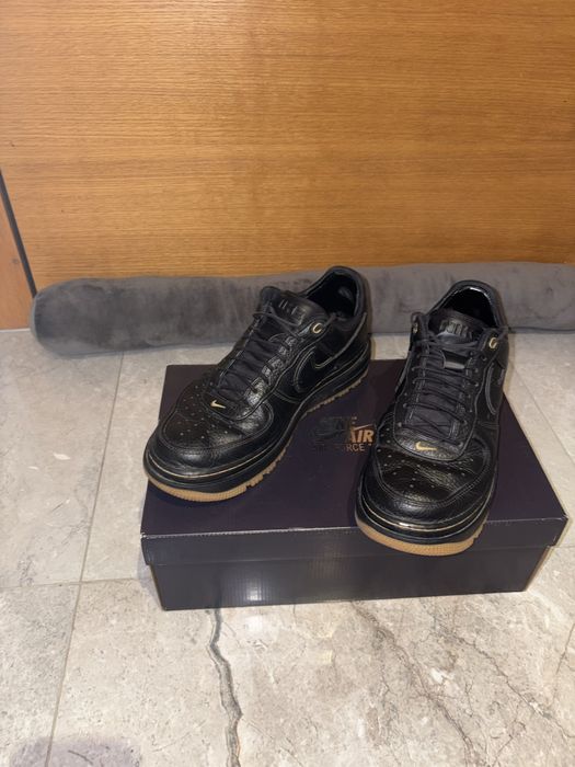 Nike Air Force 1 Luxe