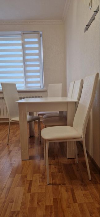 Продам стол со стульями