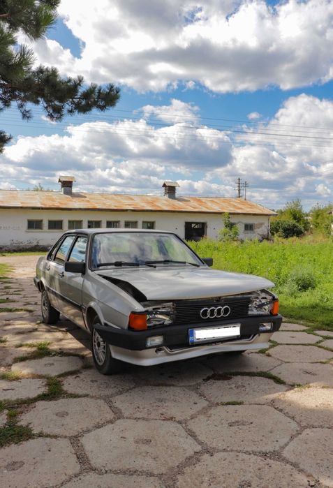 AUDI 80 B2 (1986) + piese de schimb!