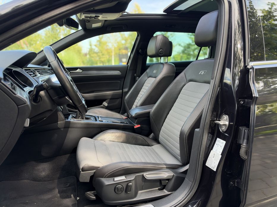 Volkswagen Passat R-Line 1.6TDI 120CP/ 2016 / PANORAMIC / LED / GARANTIE / RATE