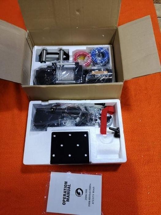 Troliu electric 12 volți.2300 kg.