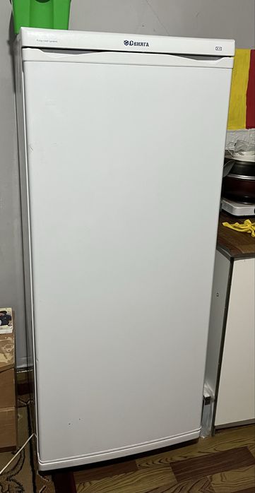 Срочно б/у Холодильник