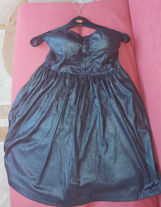 Дамски рокли-официални и ежедневни