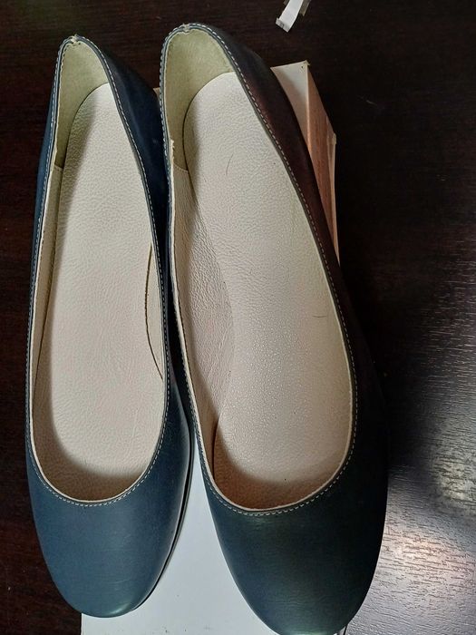 Vand balerini , piele naturala fabricati in Italia