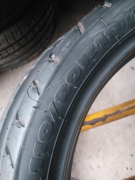 100/80/19" Michelin Anakee