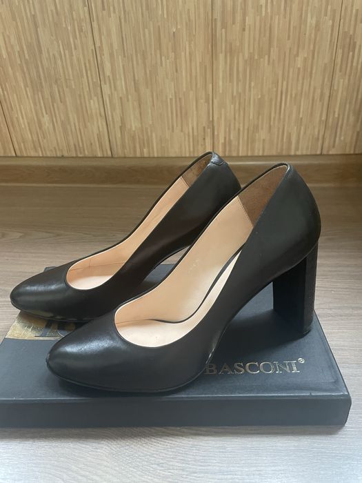 Кожаные туфли 39р