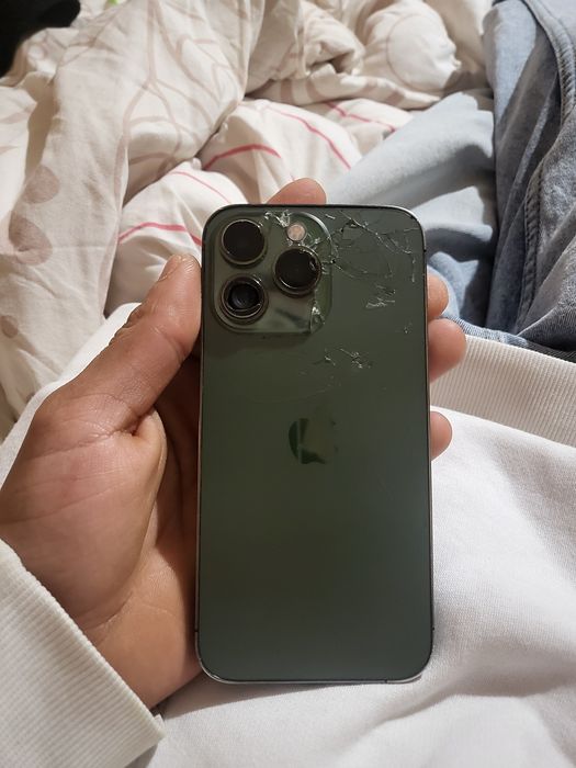 Vând sau schimb iPhone 13 pro urgent