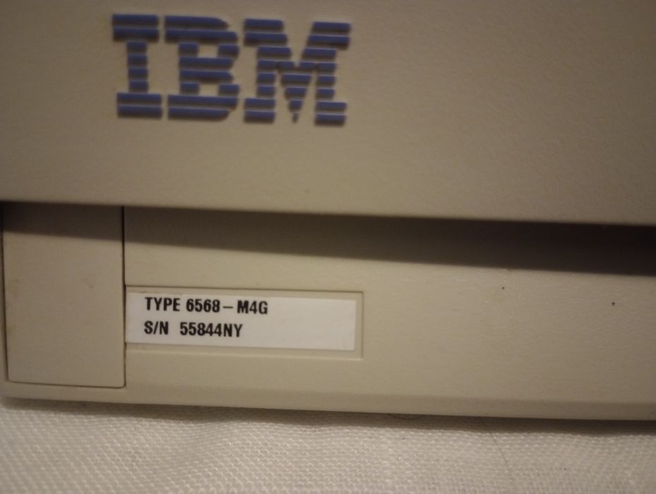 IBM NetVista Pentium III 100mhz 256 Sdram 20 HddGb