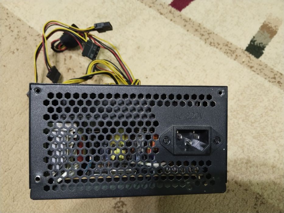Блок питания для компьютера.
