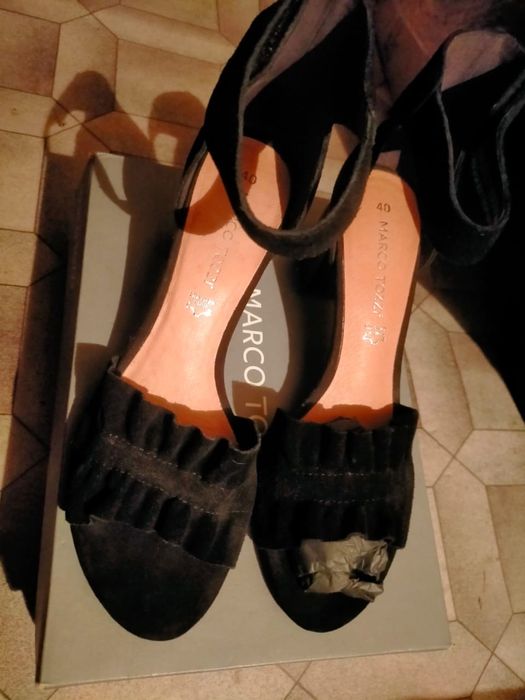 Продам туфли (40 размер)