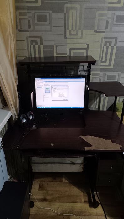 Компьютер  со столом