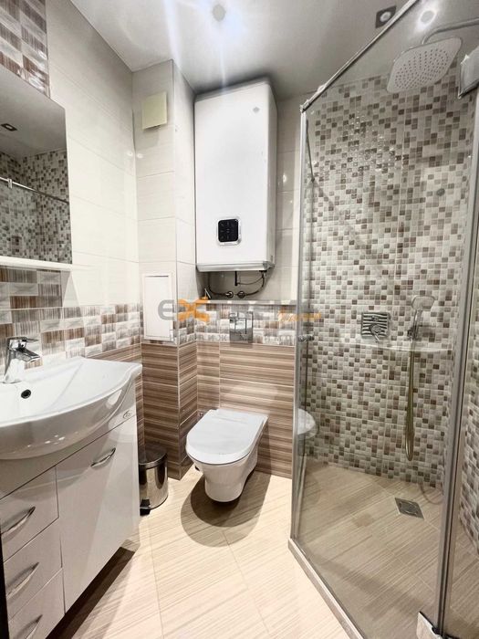 Продава се Двустаен апартамент в Варна, Възраждане 1 - 90 кв.м за 1889 €/кв.м - Снимка #4