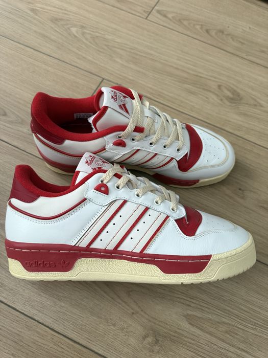Adidași Adidas Rivalry
