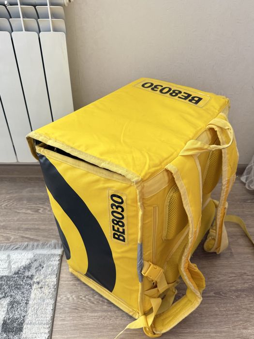 Продаются курьерские сумки.