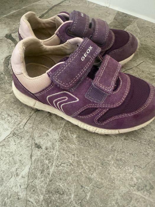 Продам Кроссовки детские Geox