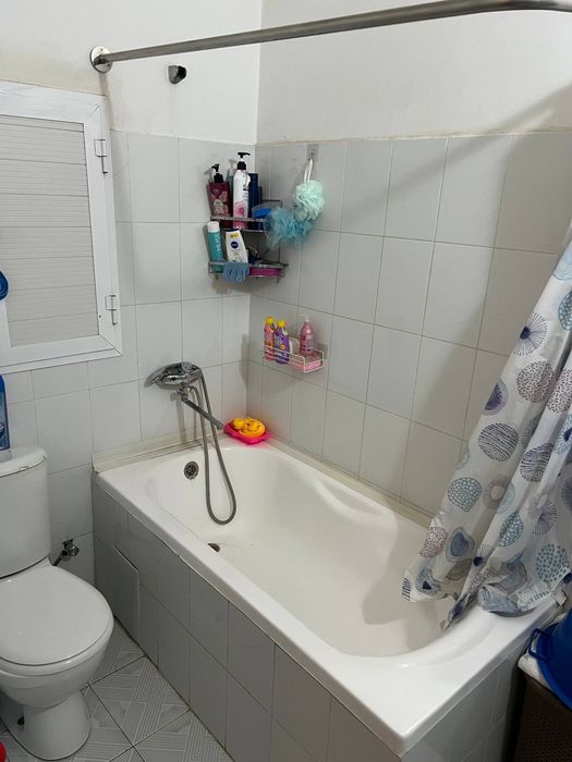 2 ком квартира, 2/7/7 в Сергели 6а. Дом кирпичный. Квартира 52 м².