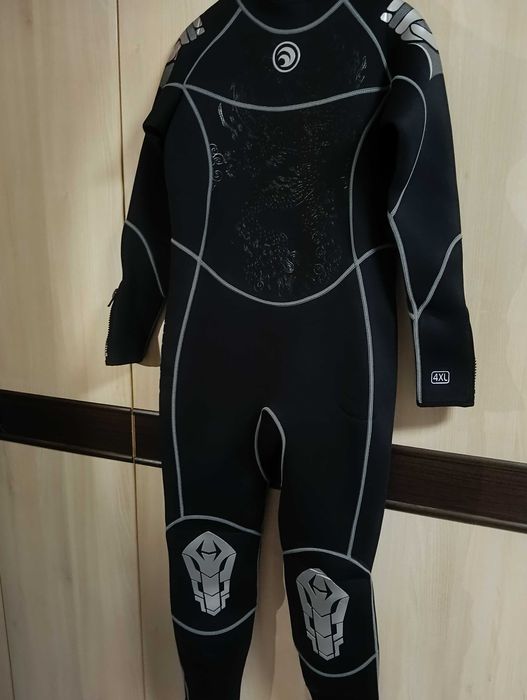 Неопренов костюм 3 мм XL