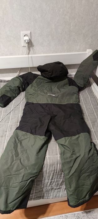 Зимний комбинезон
