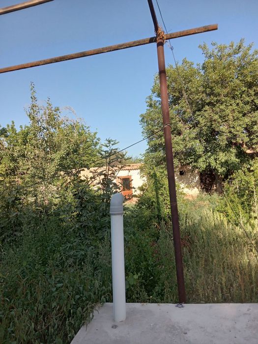 4+1 хонали ховли жой сотилади Навруз махалласи Кизил масжид ёнида.