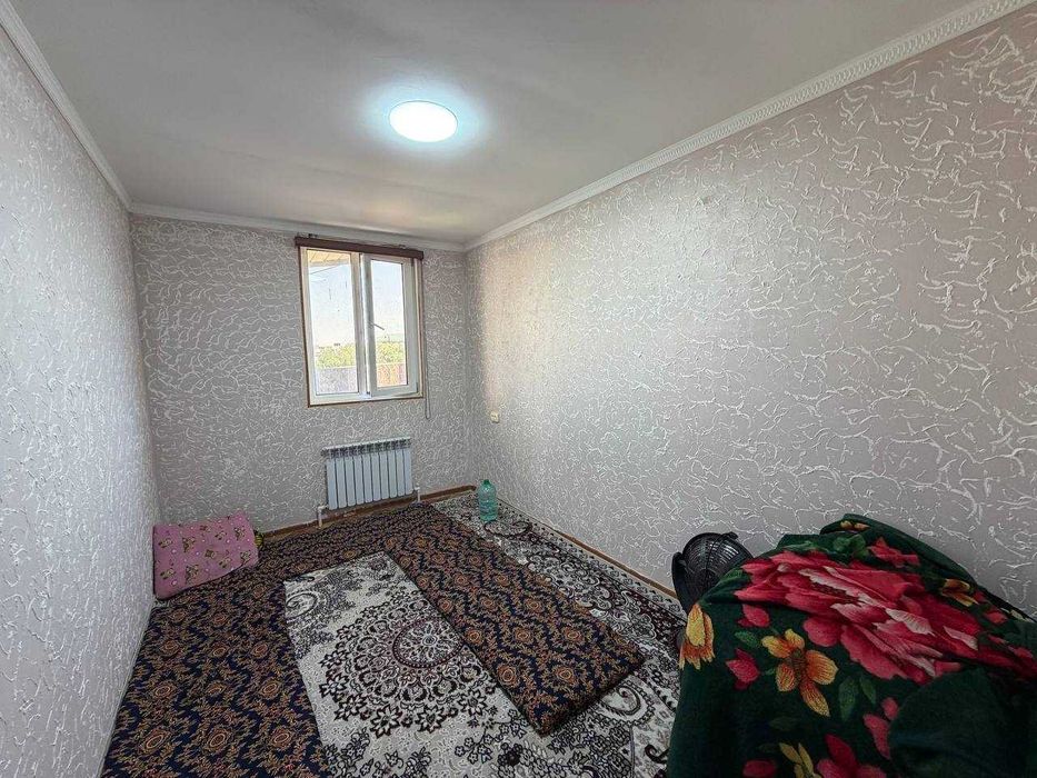 Продаётся 2х комн квартира на 4 этаже Ор-р Киви Чевар