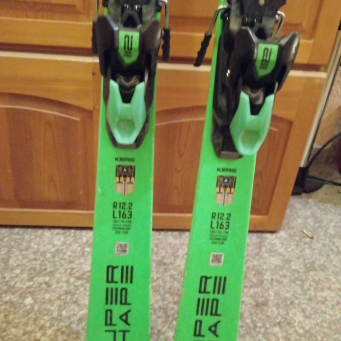 Ски head super shape I MAGNUM