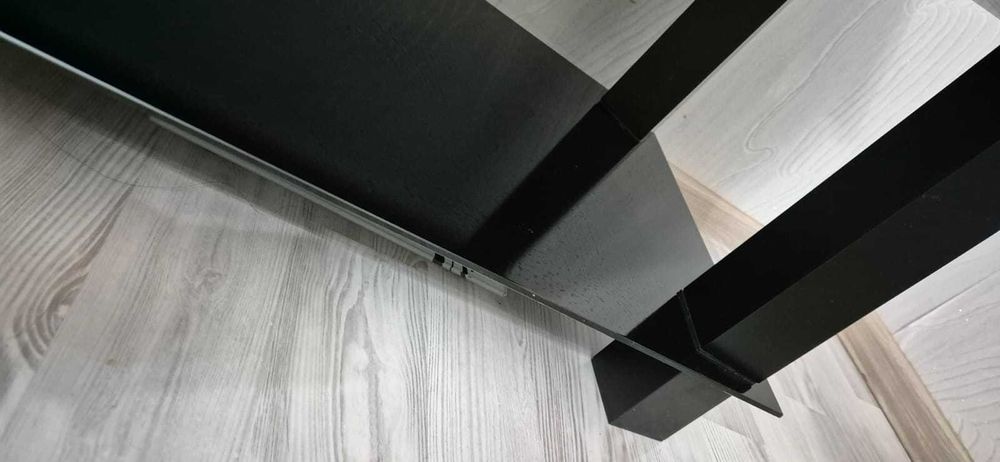 Продам полку под телевизор