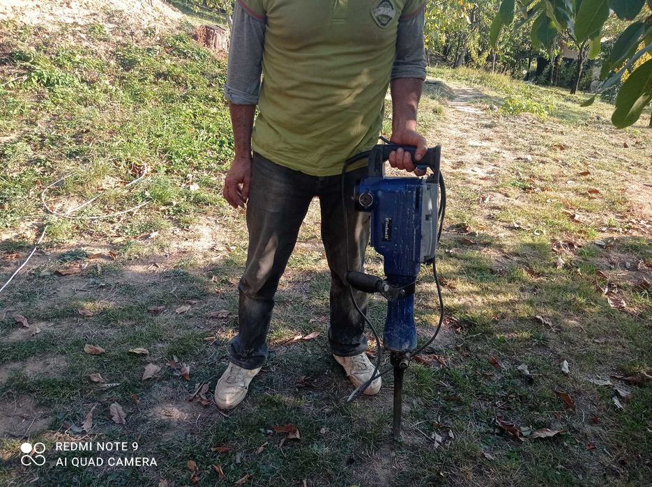 Професионален Къртач Einhell 1600 W