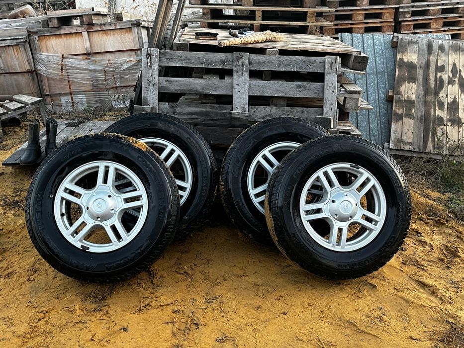 Продам колеса с диском на УАЗ Patriot