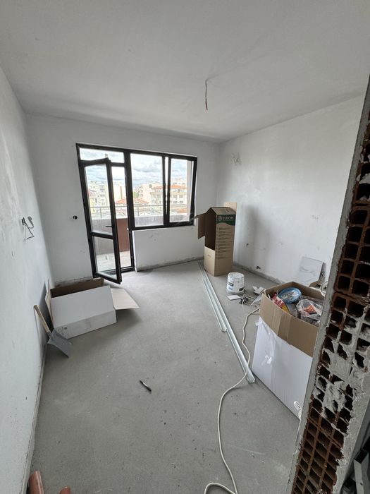 Продава се Тристаен апартамент в Свиленград - 115 кв.м за 1305 €/кв.м - Снимка #3