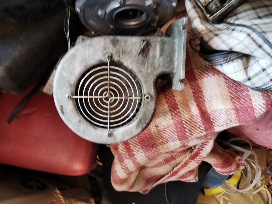 Turbina electrica soba pe lemne