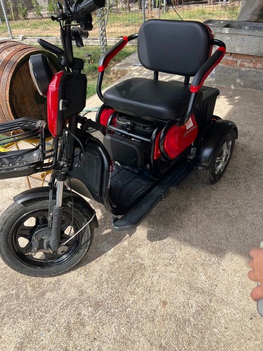 Триколка за възрастни