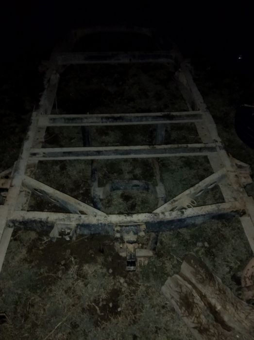 Uvazik rama sotiladi