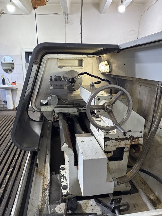 Токарный станок с ЧПУ