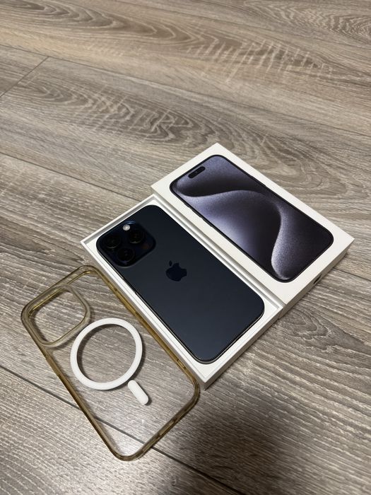 Vand iPhone 15 Pro - 256 GB - Excelent - 87% Baterie