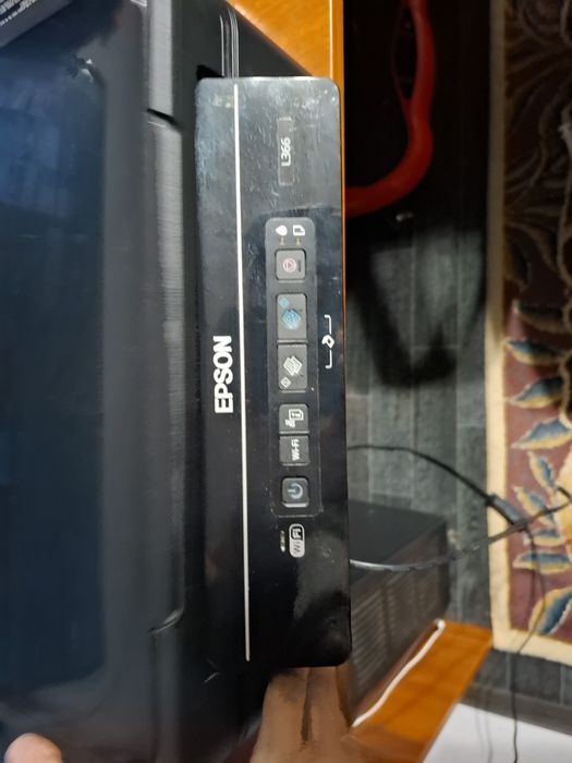 Продам МФУ EPSON цветной