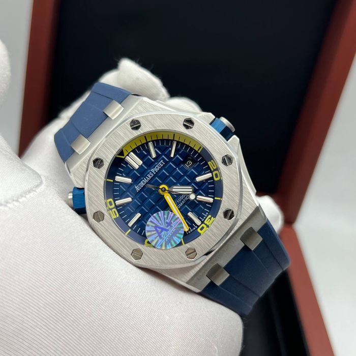 Ap royal oak diver blue dial rubber