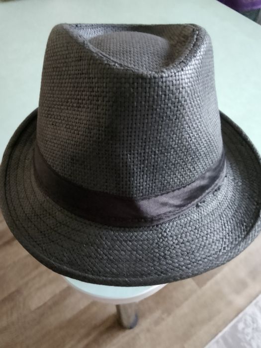 платье   и. Шляпки.   серебристого цвета