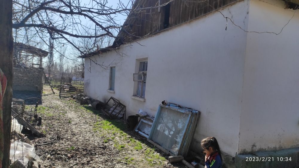 Продаётся дом с участком 12 соток