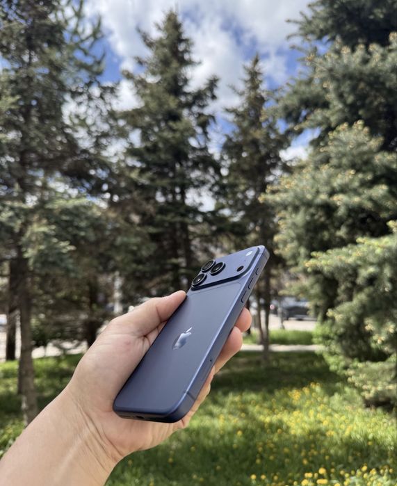 iphone 17 pro синий топ цена